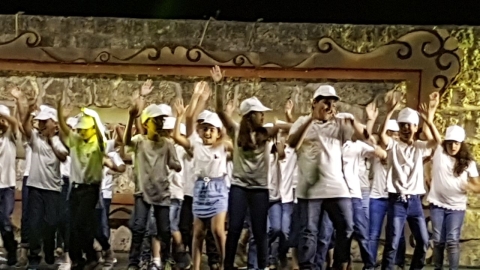 ערב קהילתי בבית ספר החורש (1).jpg